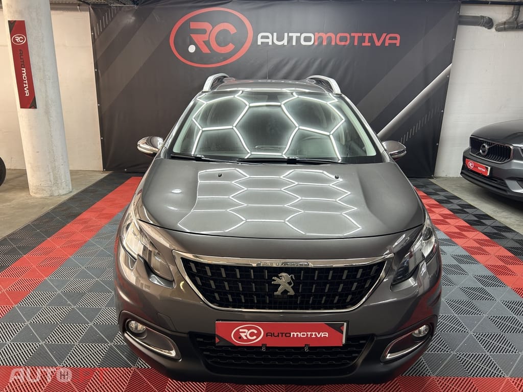 Peugeot 2008 1.2 PureTech Style
