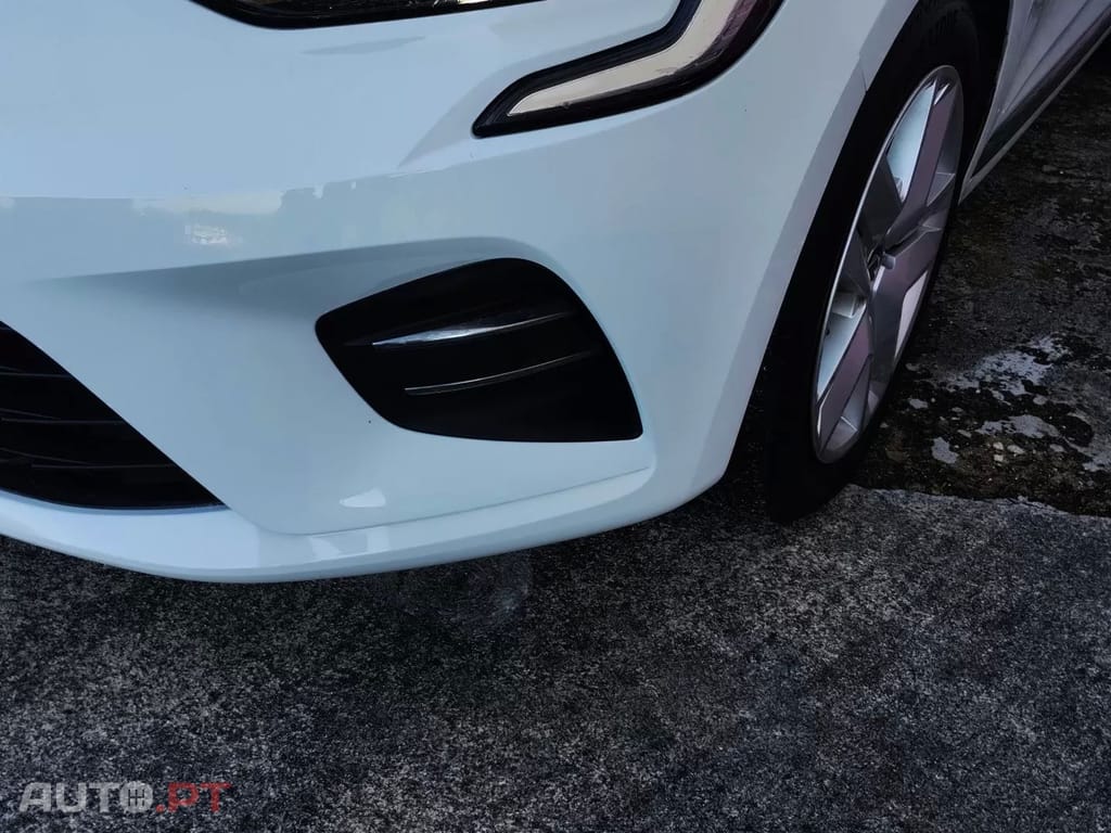 Renault Clio 1.0 TCe Business