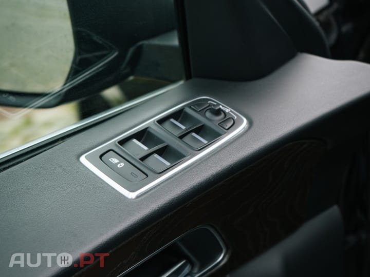 Jaguar F-Pace 2.0 i4D Portfolio Aut.