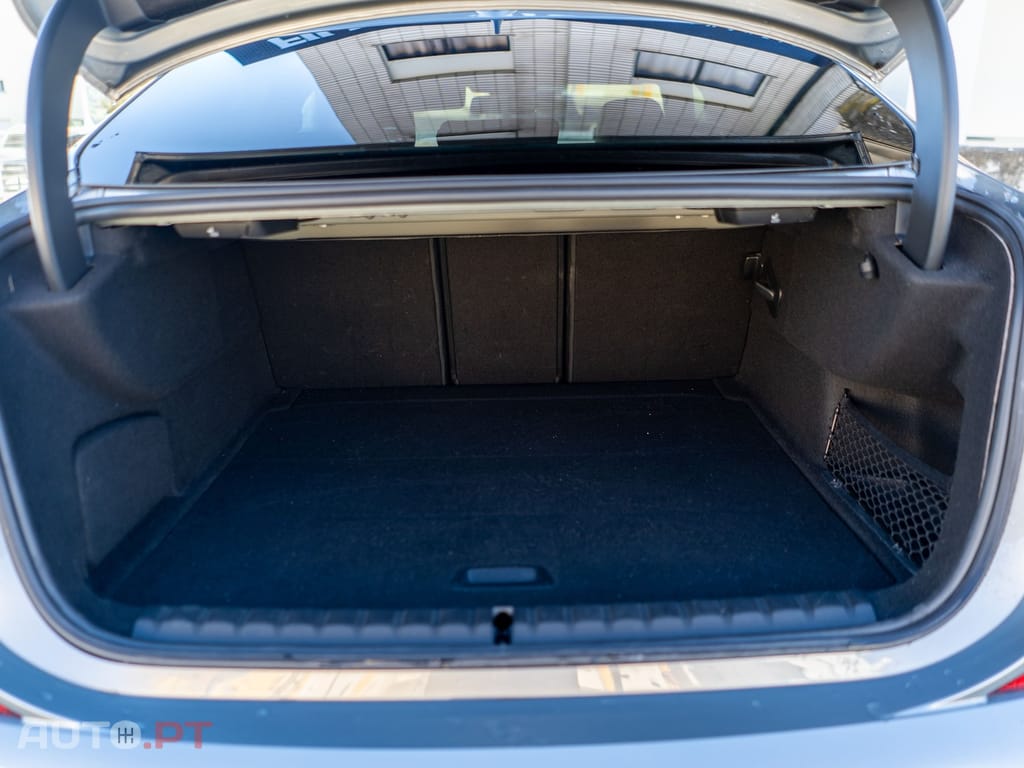 BMW 216 d Pack Desportivo M