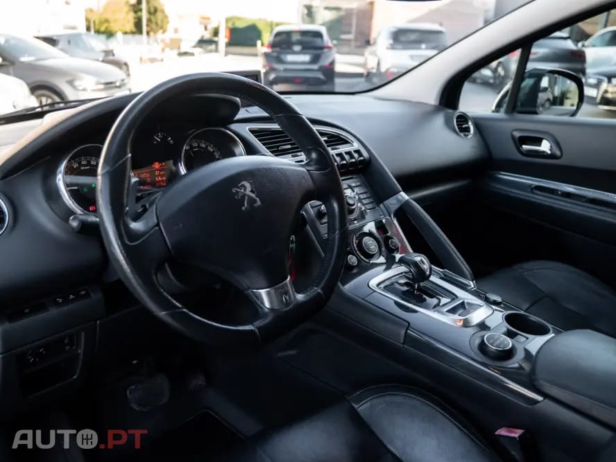 Peugeot 3008 2.0 HDi Hybrid4