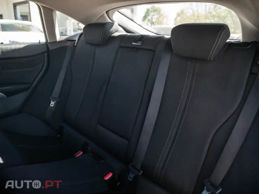 BMW 418 d Advantage Auto