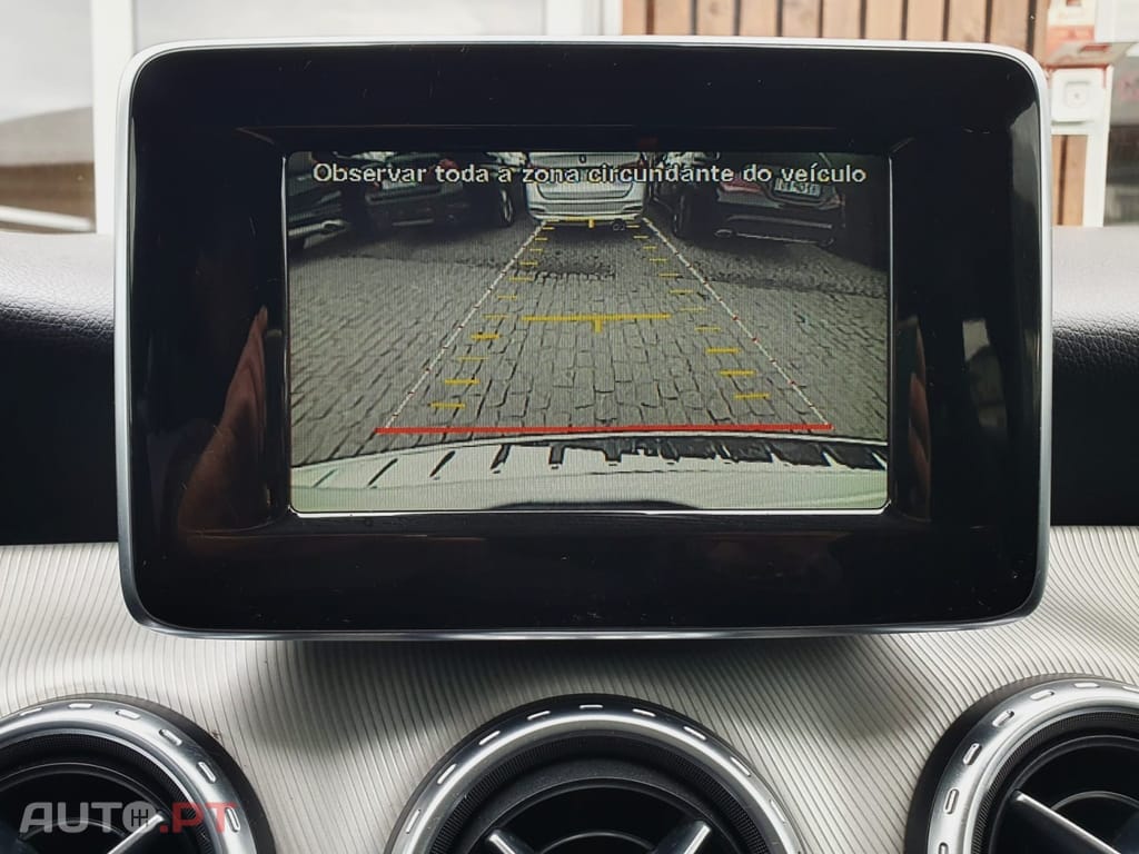 Mercedes-Benz GLA 220 CDI 4Matic 7G-DCT Urban
