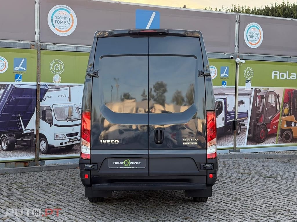 Iveco Daily 3.0 - 180 CV AUTOMATICA