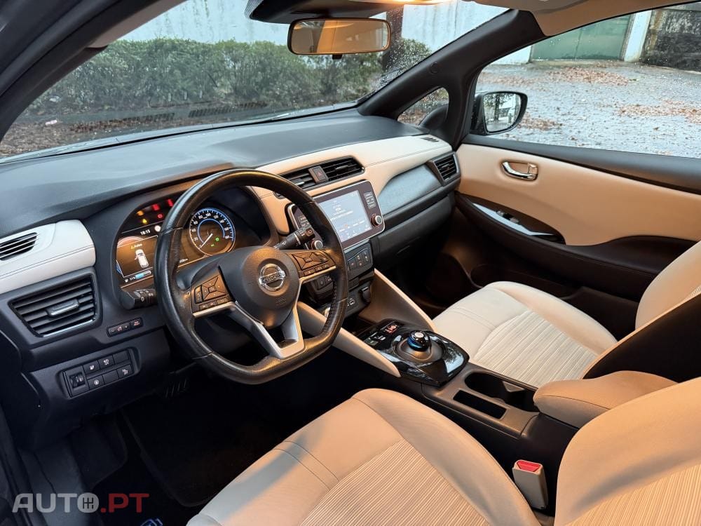 Nissan Leaf N-Connecta Full Led