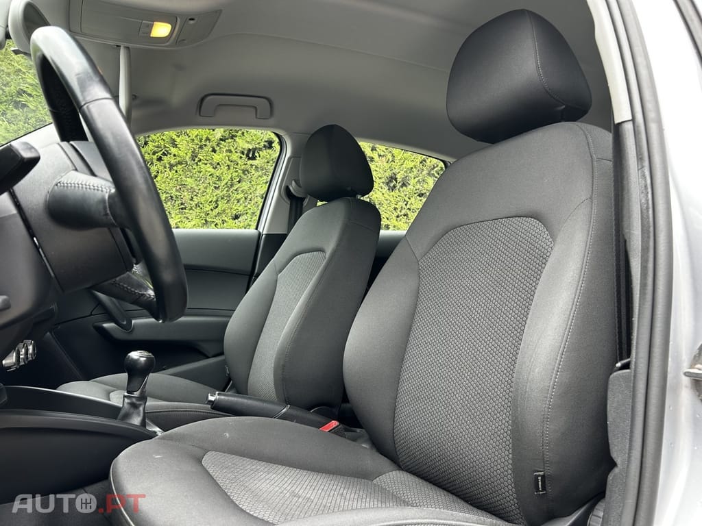 Audi A1 1.4 TDI - Navi Klima