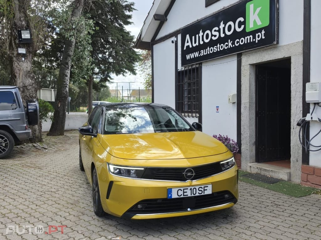 Opel Astra 1.5 D Elegance