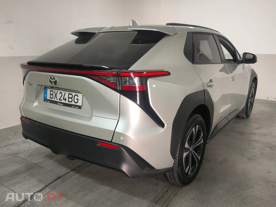 Toyota bZ4X 71,4kWh Exclusive
