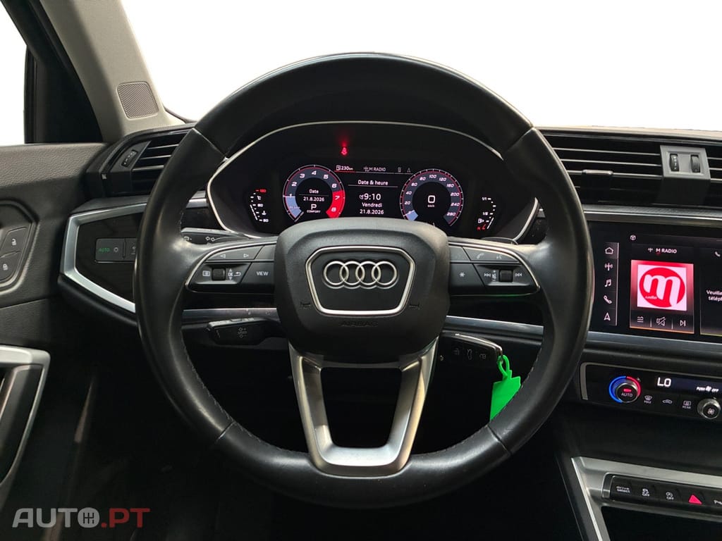 Audi Q3 35 TFSI S Tronic Business Line