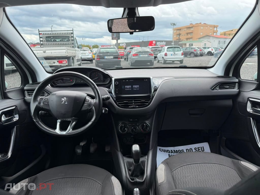 Peugeot 208 1.6 BlueHDi Style