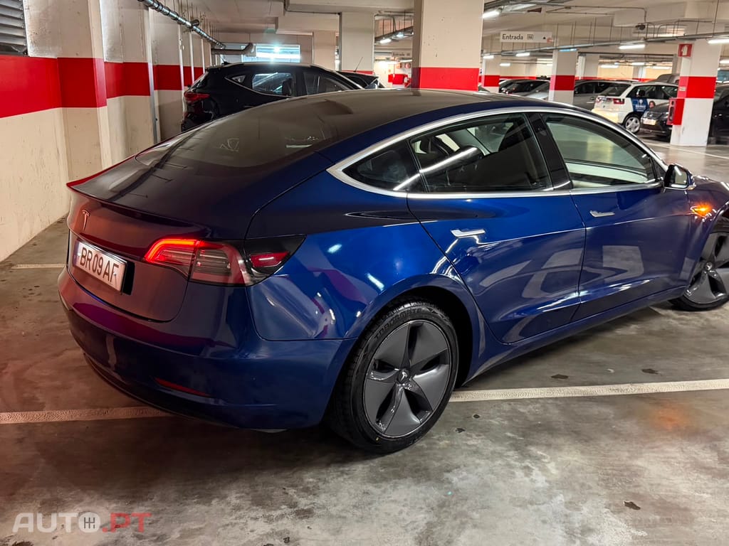 Tesla Model 3 Standard Range Plus RWD