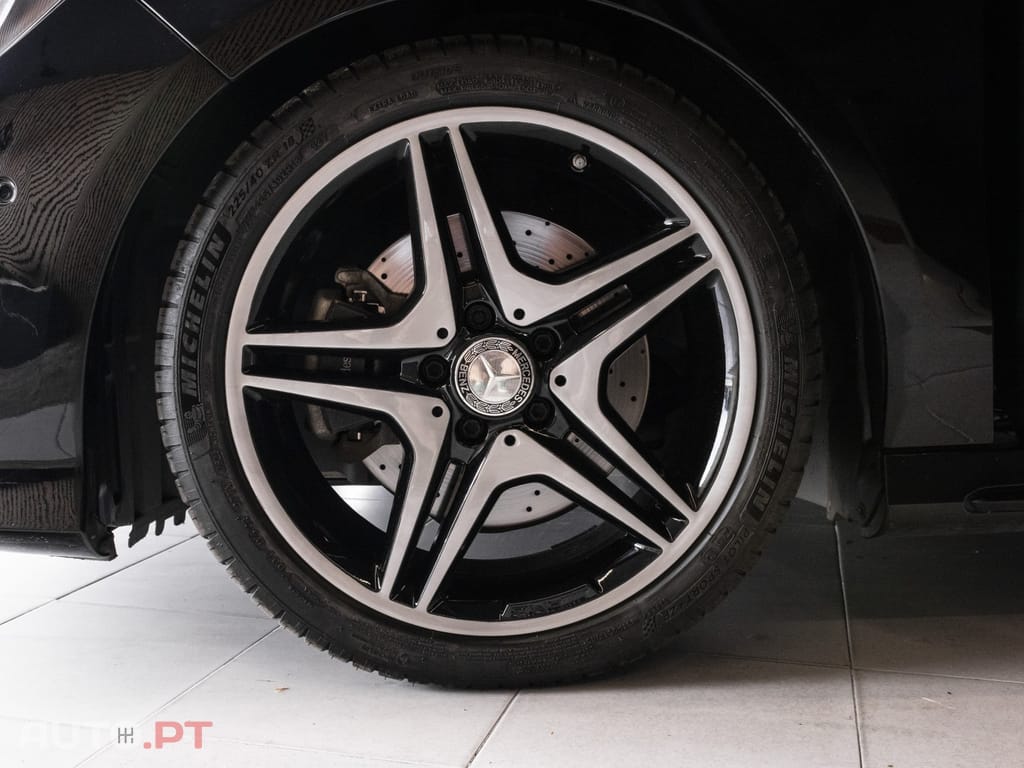 Mercedes-Benz CLA 220 (CDI) d 7G-DCT Orange Art Edition