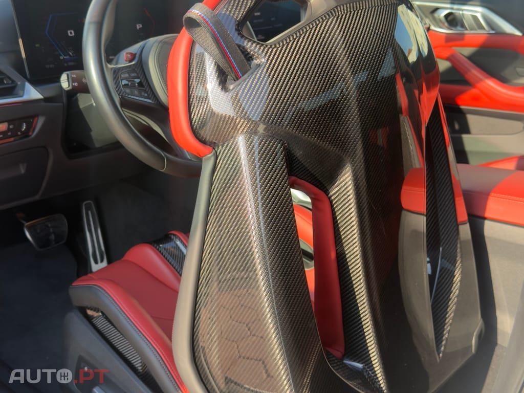 BMW M4 X-DRIVE CARBONO