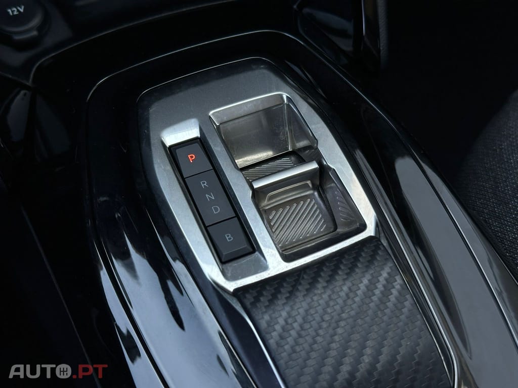 Peugeot E-208 50 kWh Style