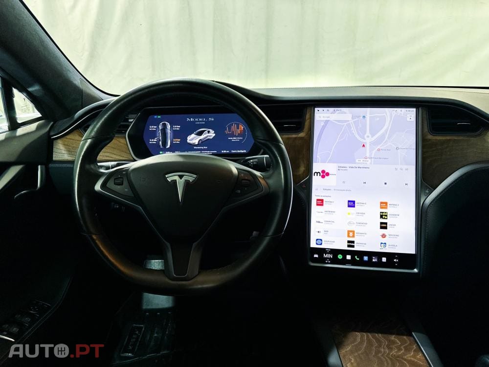 Tesla Model S Long Range AWD