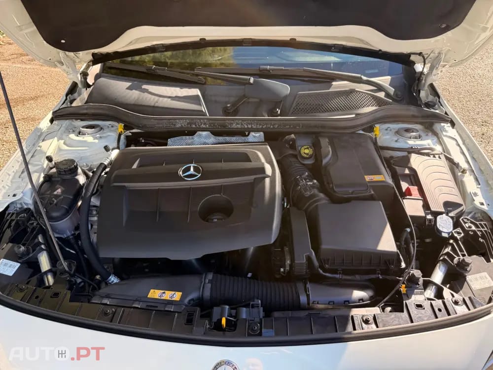 Mercedes-Benz GLA 180 d SENSATION