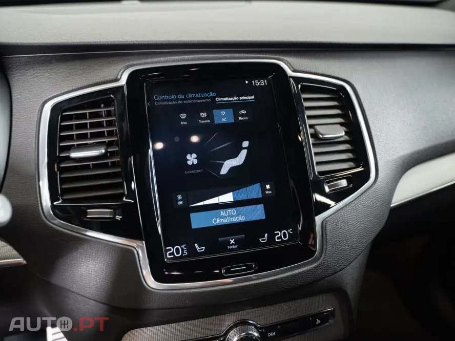Volvo XC90 2.0 D4 R-Design