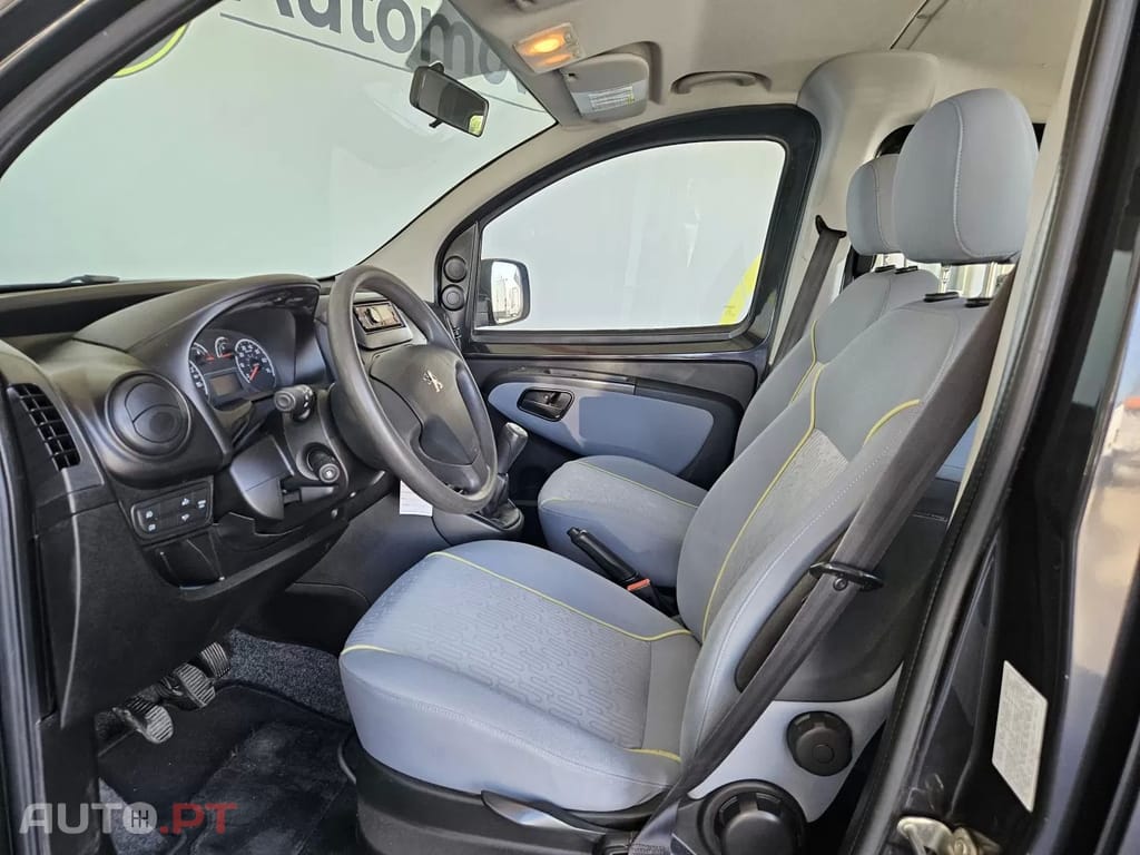 Peugeot Bipper Tepee HDi 75 — fotografia 5