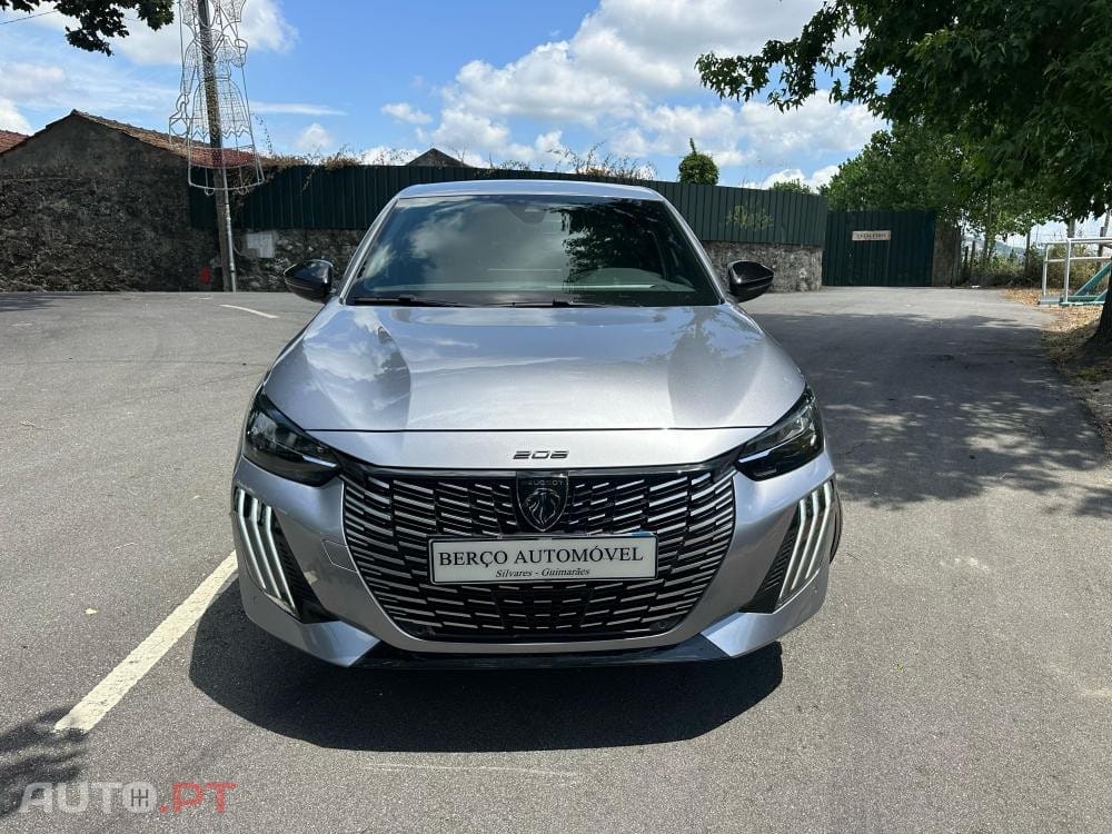 Peugeot E-208 50 kWh GT Pack