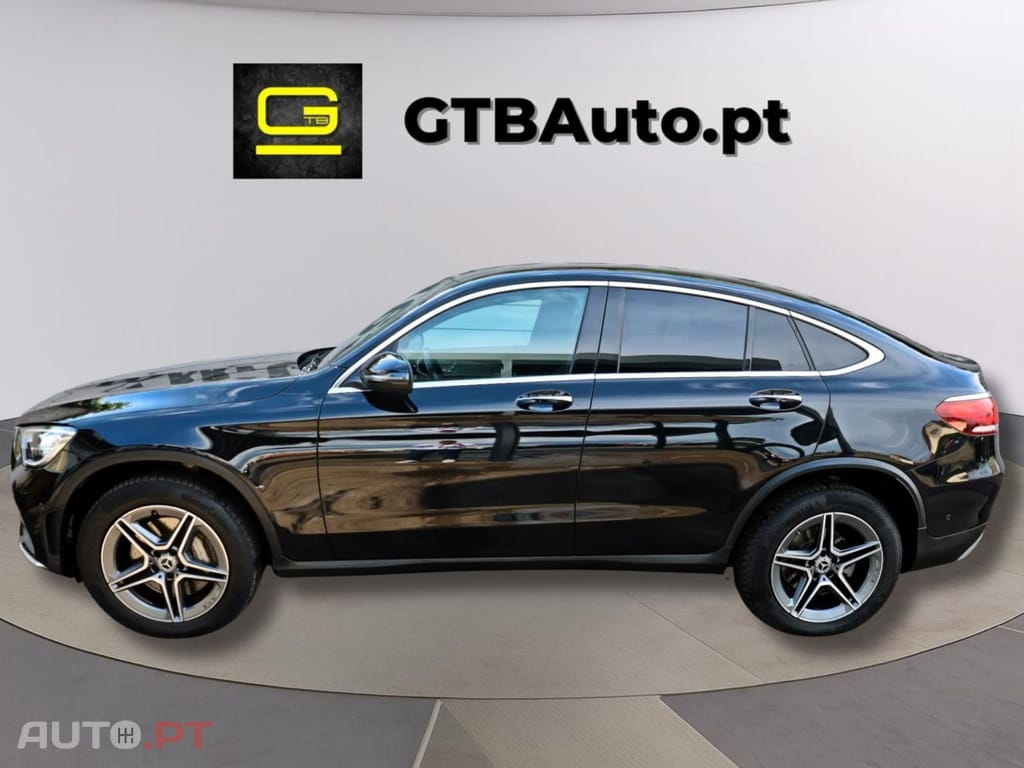 Mercedes-Benz GLC 300 I.V.A DEDUTIVEL De 4Matic AMG