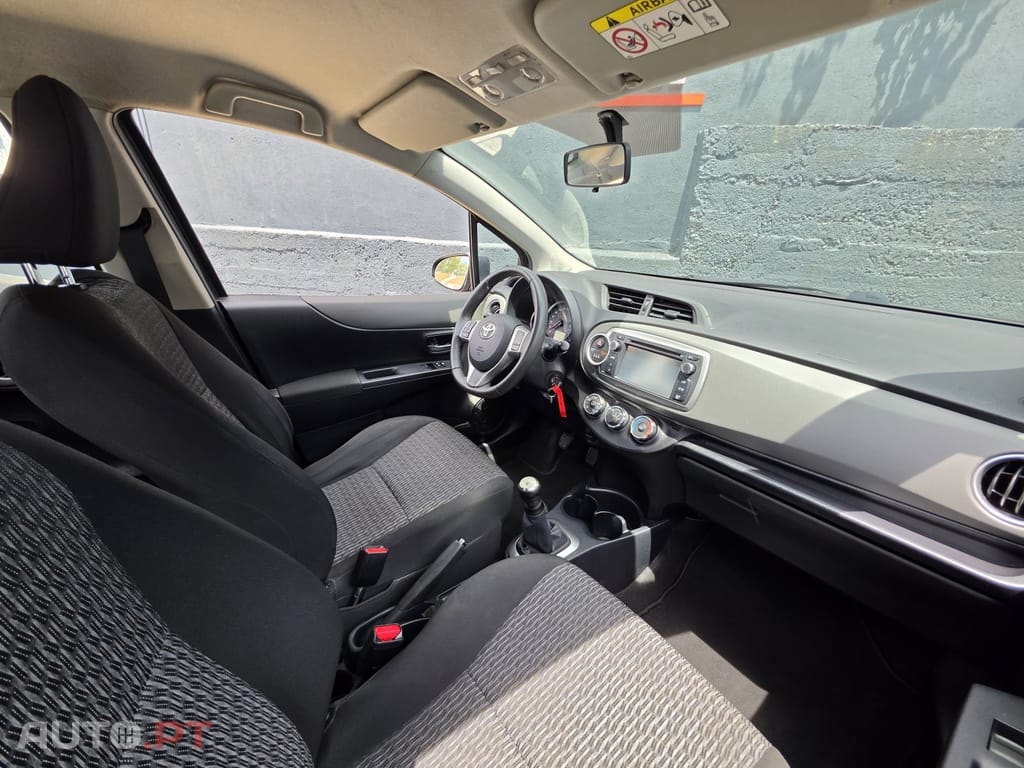 Toyota Yaris 1.0 VVT-i Comfort+Navi