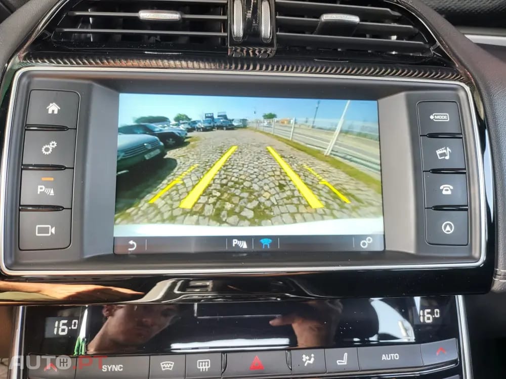 Jaguar XE 2.0 D R-Sport AWD Aut.