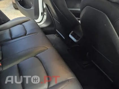 Tesla Model 3 Long Range AWD Dual Motor