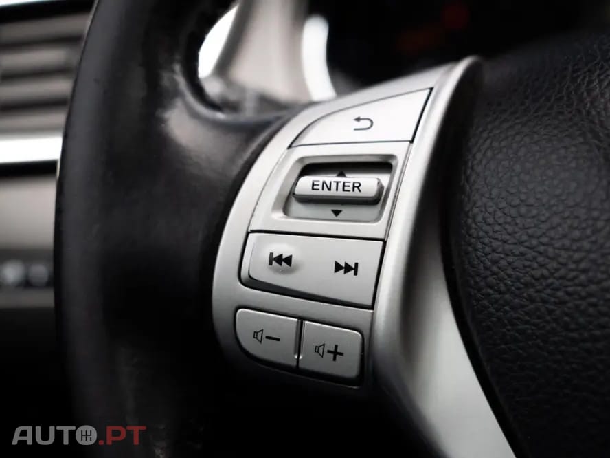 Nissan Qashqai 1.5 dCi N-Connecta