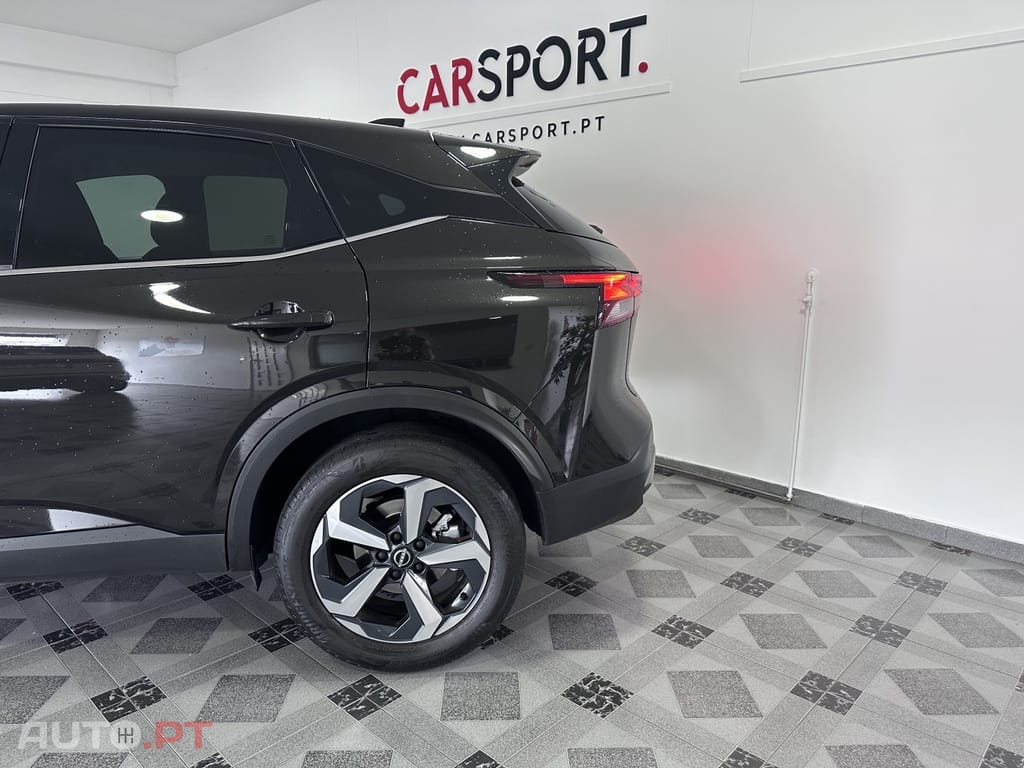 Nissan Qashqai 1.3 DIG-T N-Connecta LED Xtronic