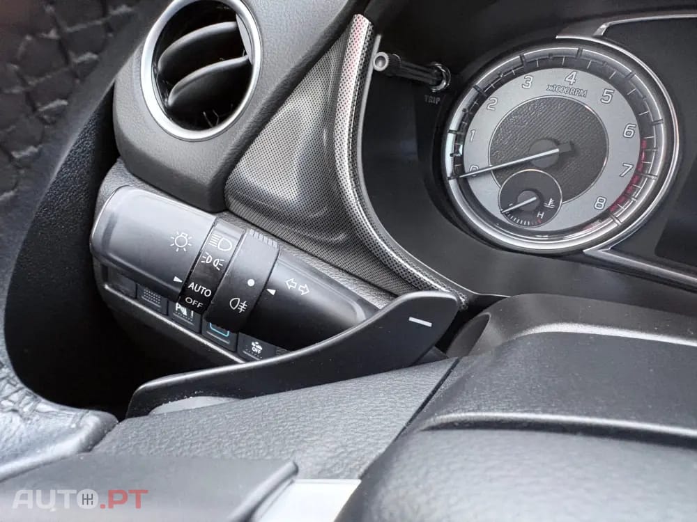 Suzuki Vitara 1.5L AGS GLX Strong Hybrid