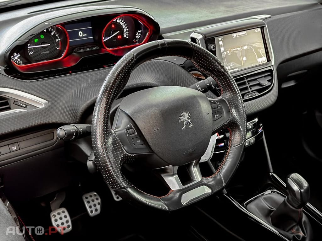 Peugeot 2008 1.2 PureTech GT Line