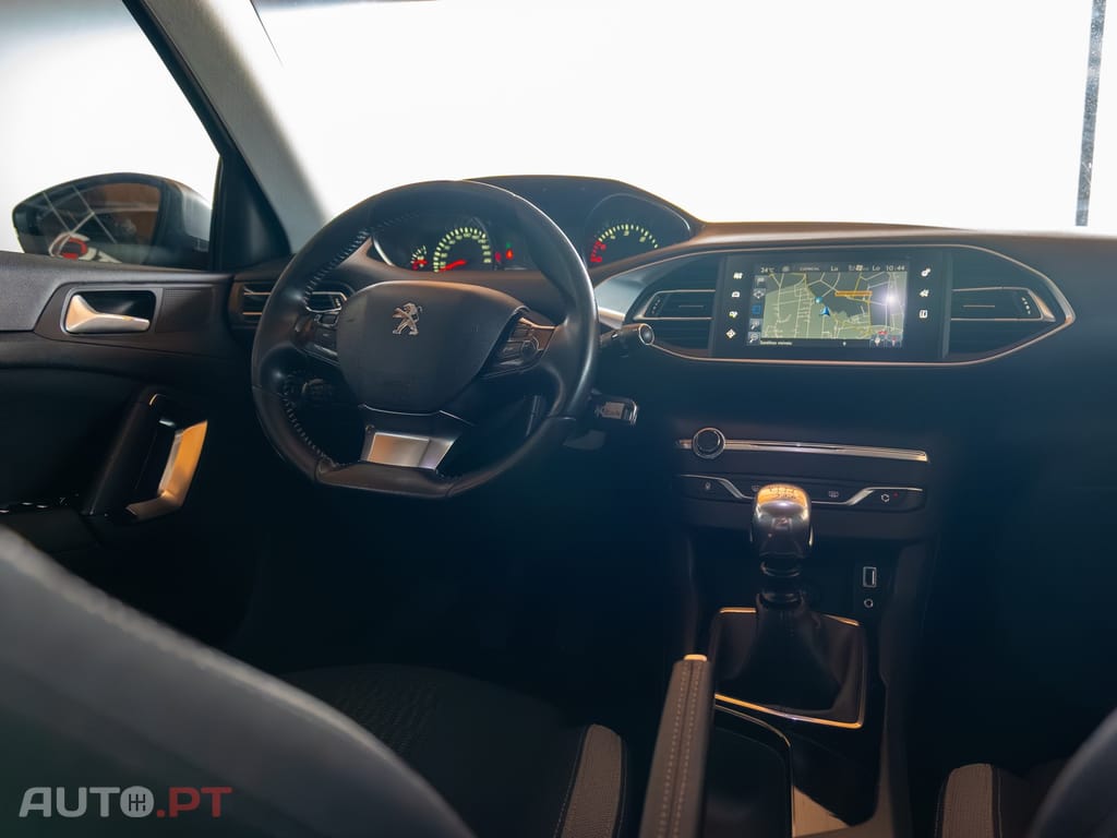 Peugeot 308 SW 1.6 BlueHDi Style