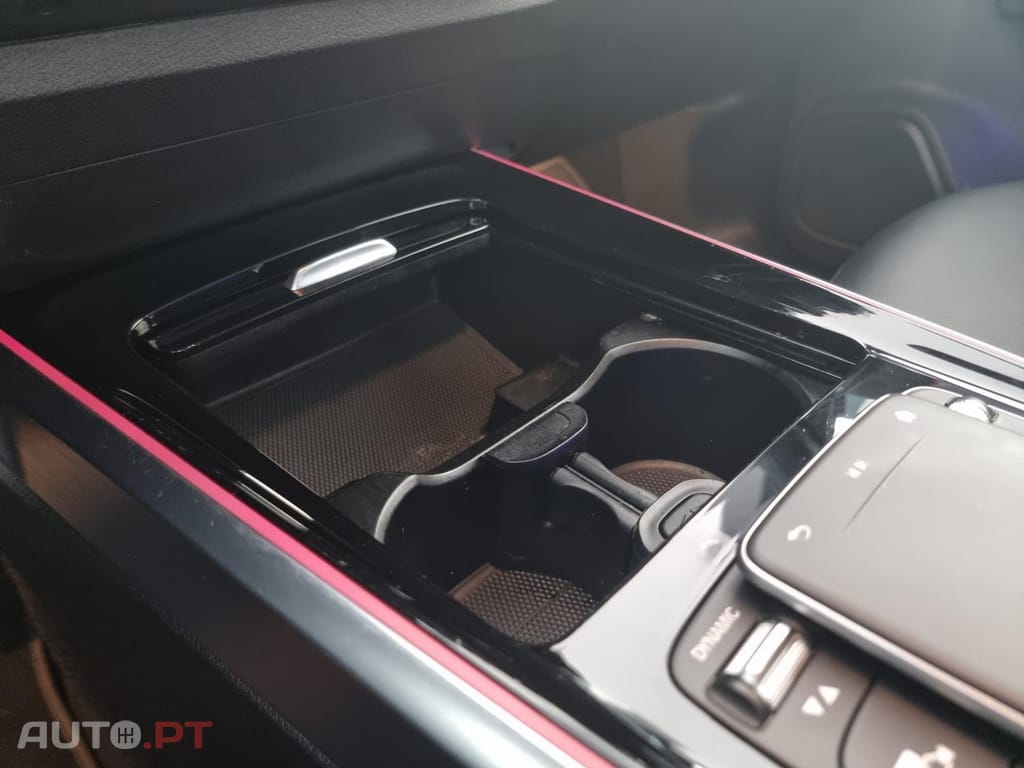 Mercedes-Benz EQB 250 Progressive — fotografia 44