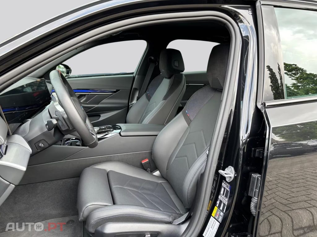 BMW i5 I.V.A DEDUTIVEL M60 M-Sport xDrive 
