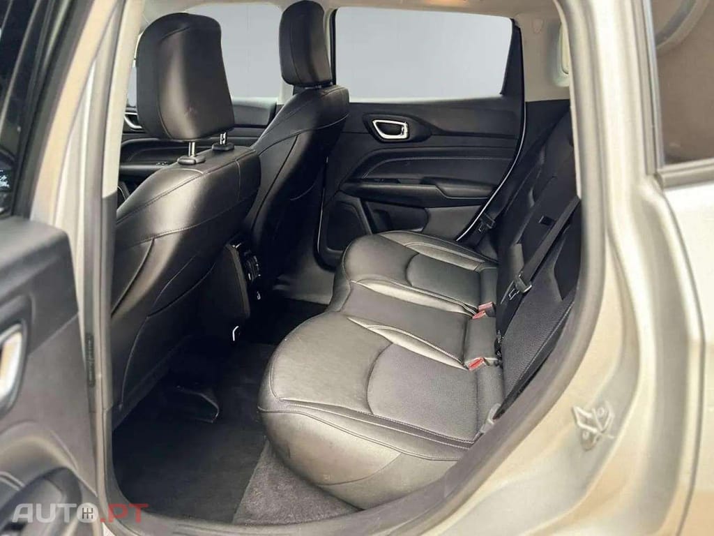 Jeep Compass S Plug-In Hybrid 4WD I.V.A DEDUTÍVEL  