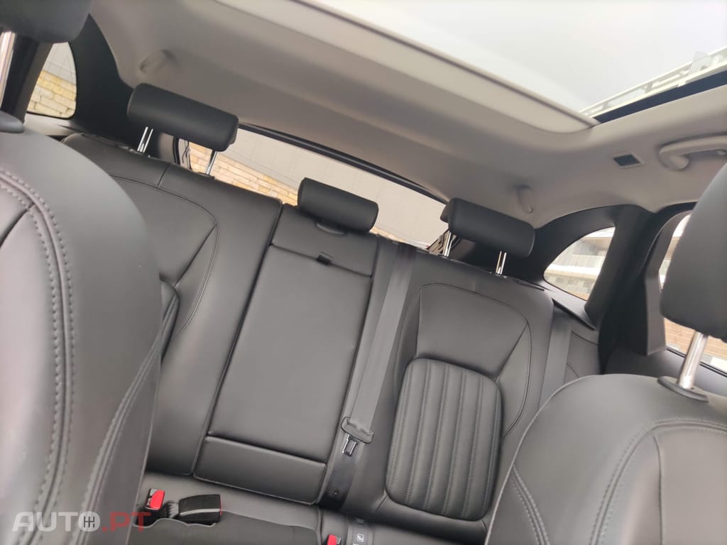 Jaguar F-Pace 2.0D Portfolio Automatico (Classe 1)