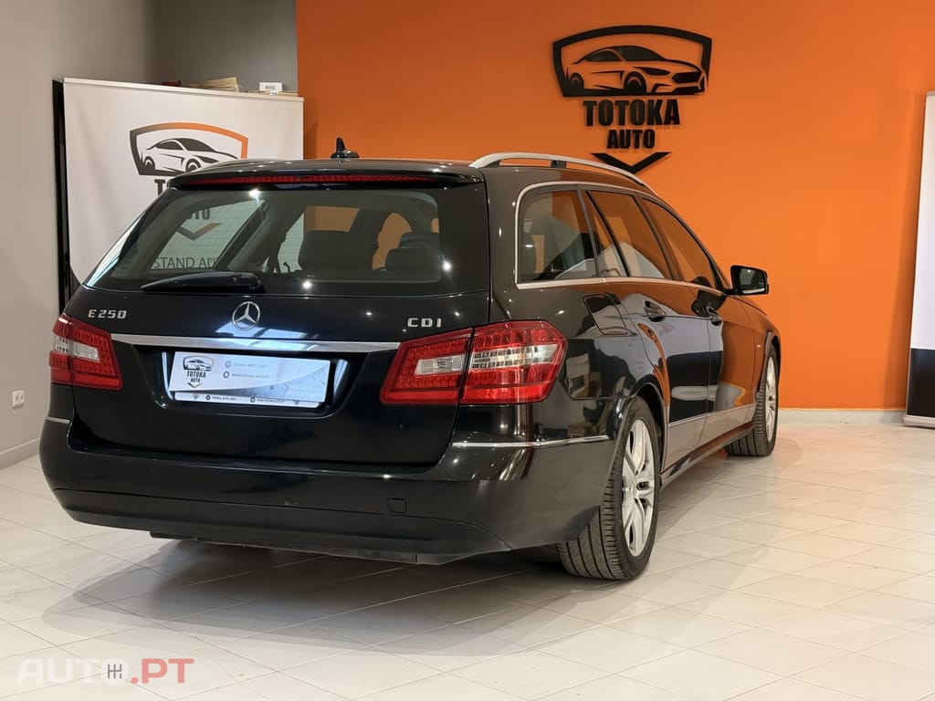 Mercedes-Benz E 250 CDi Avantgarde BlueEfficiency Auto.