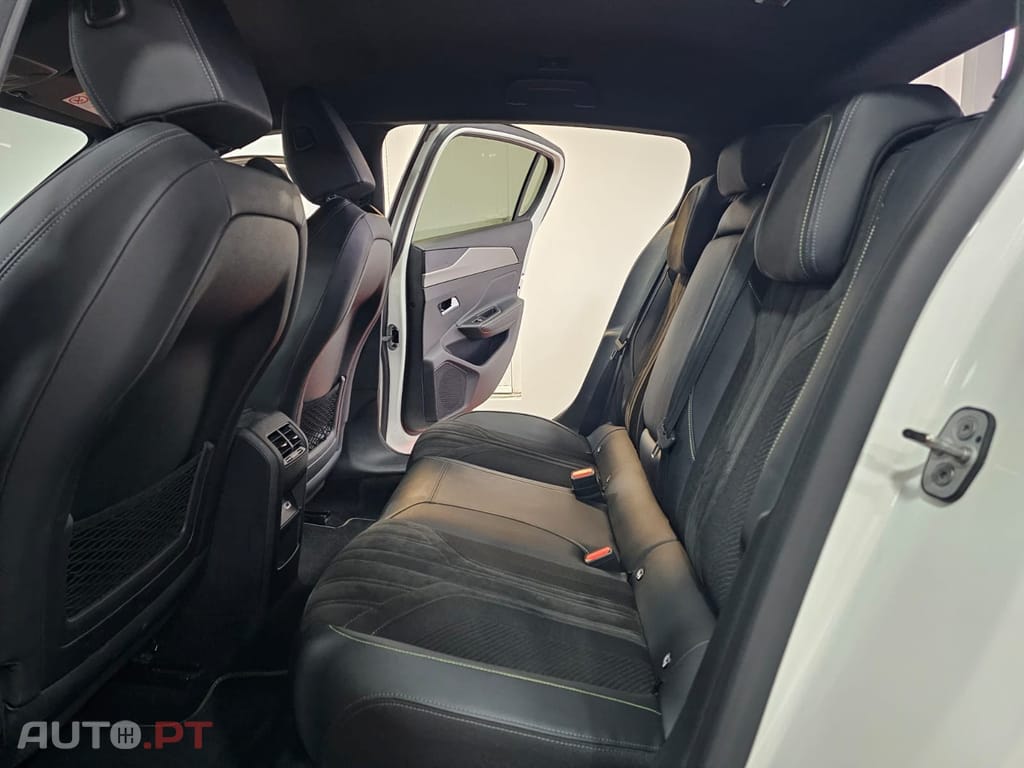 Peugeot 308 1.2 PureTech GT Line EAT8