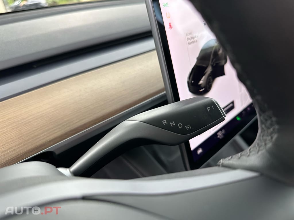 Tesla Model Y Long Range Tração Integral