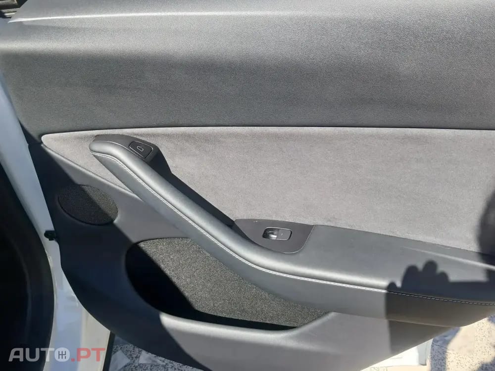 Tesla Model Y Performance Dual Motor AWD