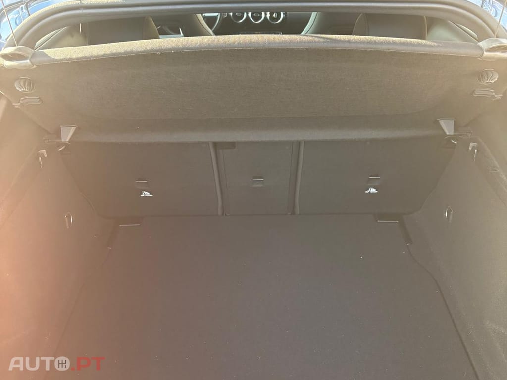 Mercedes-Benz A 180 d AMG Line Aut