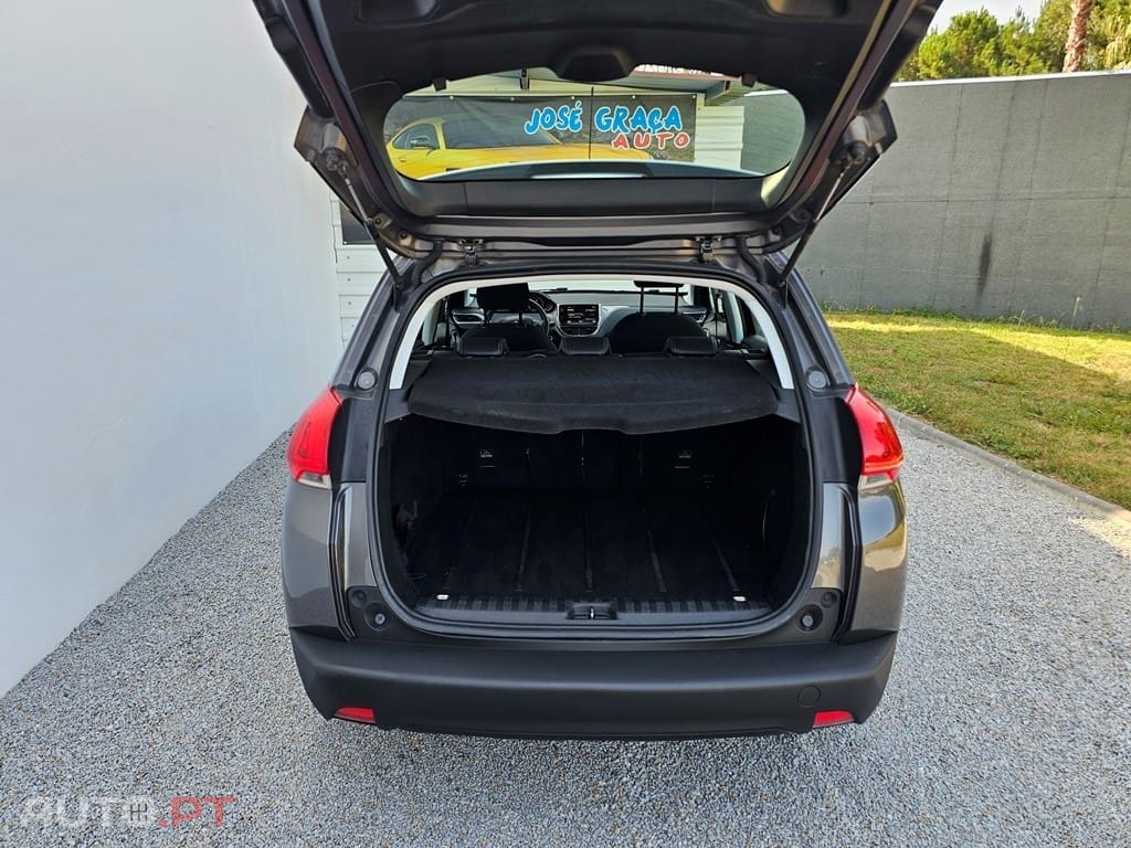 Peugeot 2008 1.2 PureTech Active