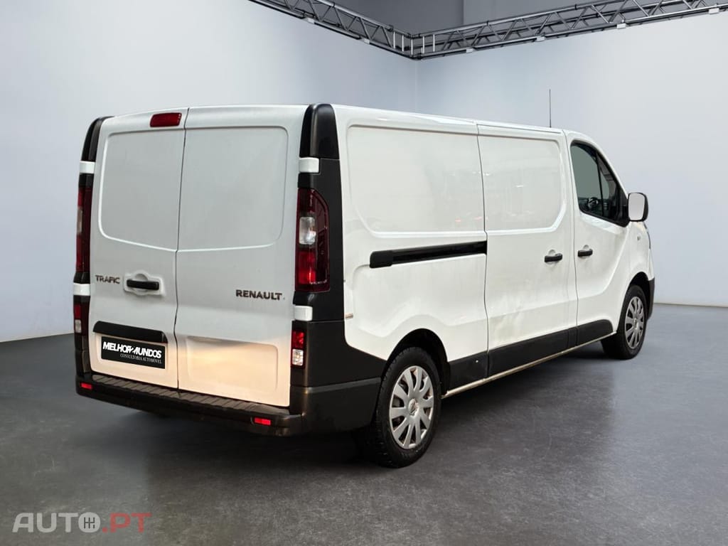Renault Trafic 2.0 dCi L2H1 1.3T Grand Confort