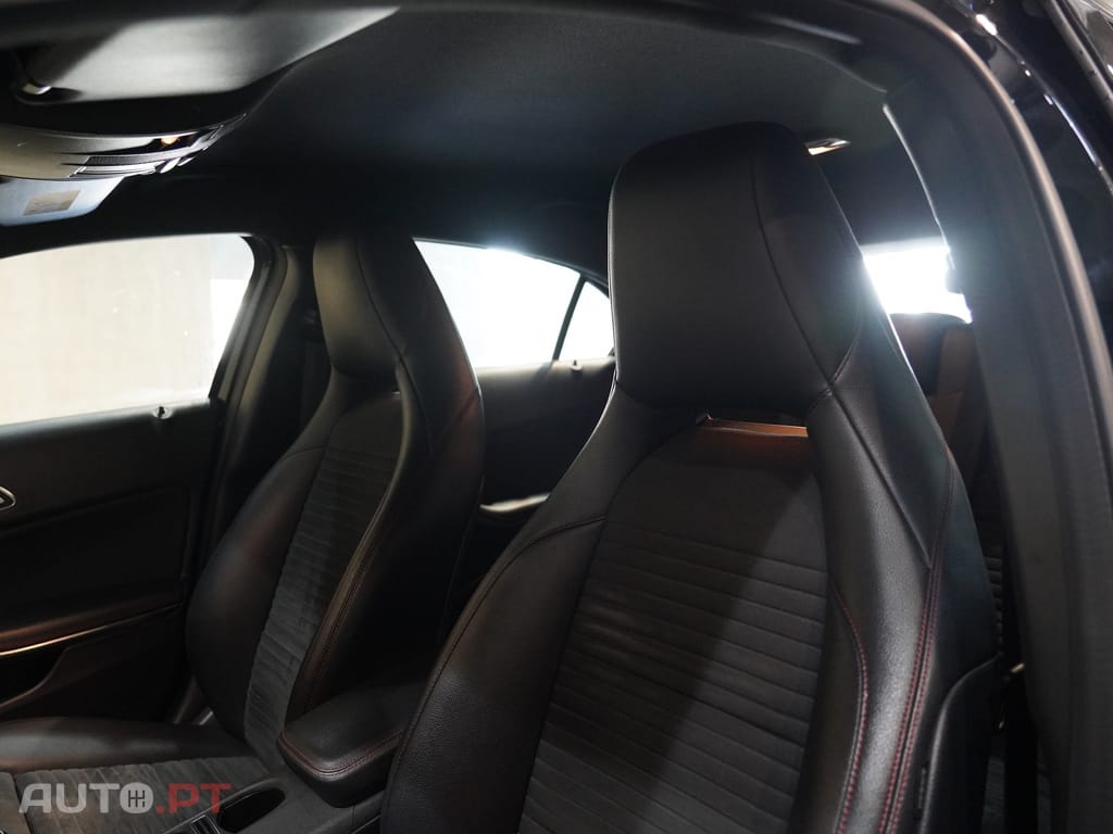 Mercedes-Benz A 180 d AMG Line