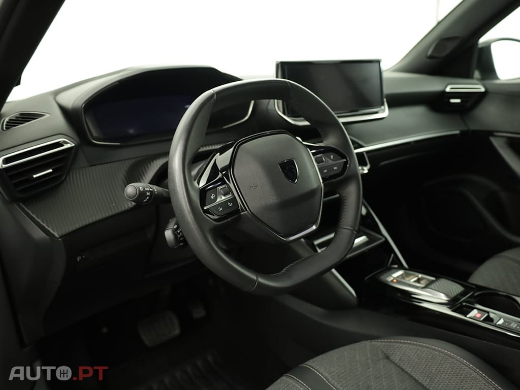 Peugeot 2008 2008 1.2 PureTech Allure EAT8