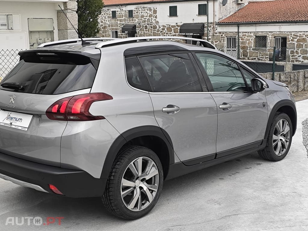 Peugeot 2008 1.6 BlueHDi Crossway