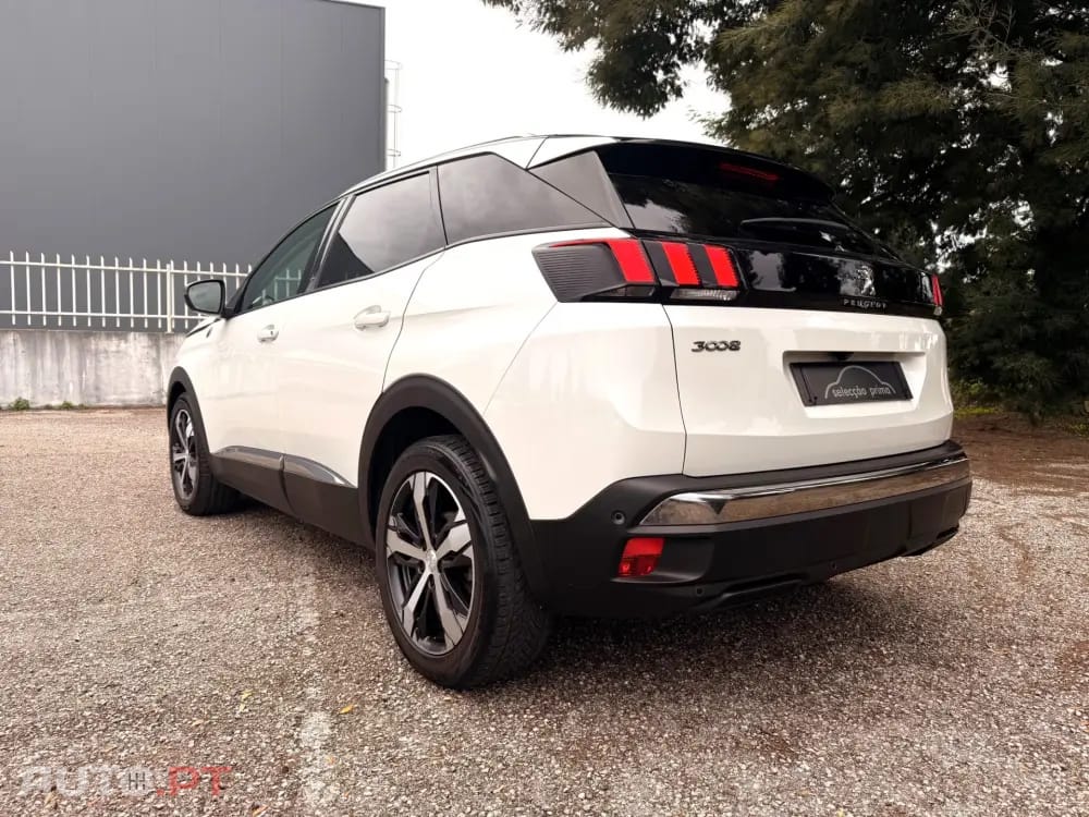 Peugeot 3008 1.6 BlueHDi Crossway EAT6