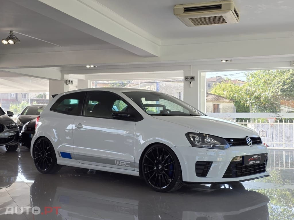 Volkswagen Polo 2.0 TSI R WRC