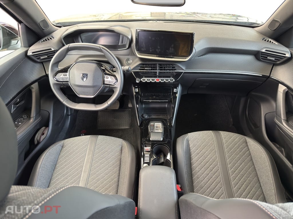 Peugeot E-2008 Allure