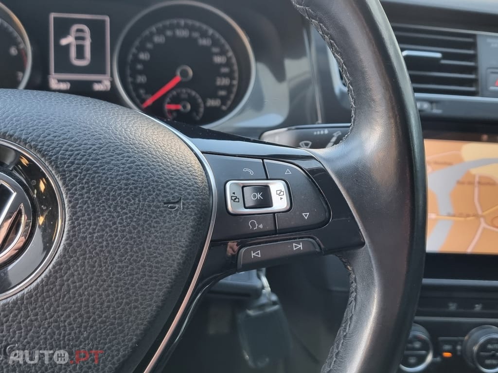 Volkswagen Golf 1.0 TSI Confortline